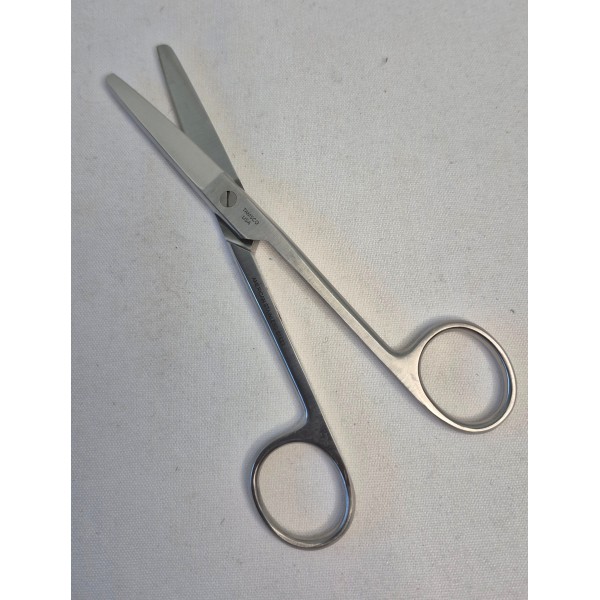 Surgical Scissors Sharp / Blunt Straight 5.5"